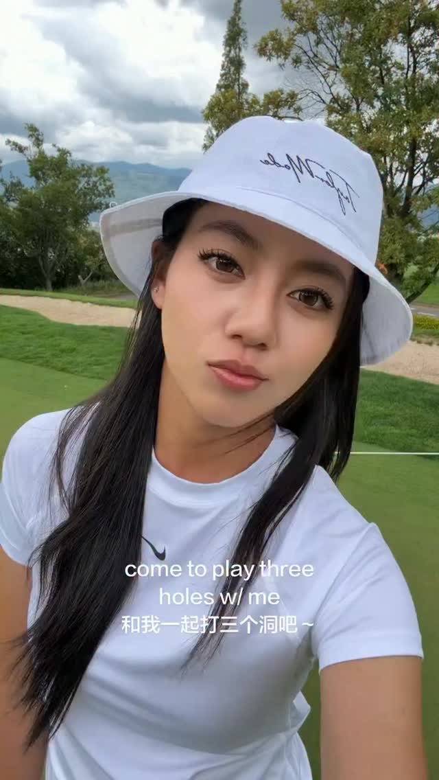 Golf vlog made with GolfCam: first time doing the trace shots! lemme know if u like it🫶 @springcity_resort_china @sparms.official @golfcam.app #golf #golfer #swing #golfpro #golfgirl